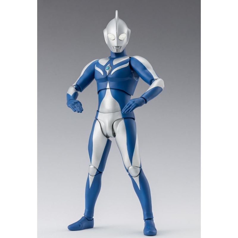 Ultraman Cosmos Bandai S.H.Figuarts Ultraman Cosmos Luna Mode